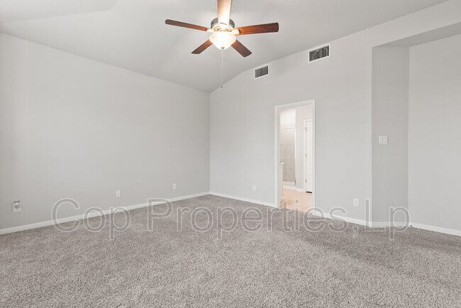 Building Photo - 11627 Troubadour Trl