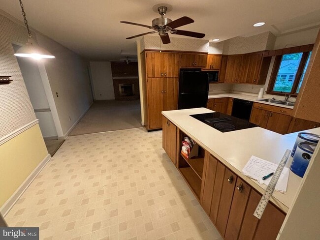 Building Photo - 29304 Woodridge Dr