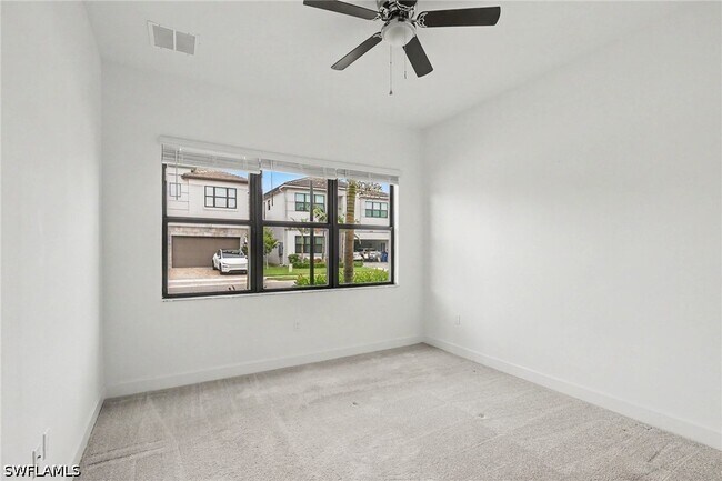 Building Photo - 12762 Woodbury Dr