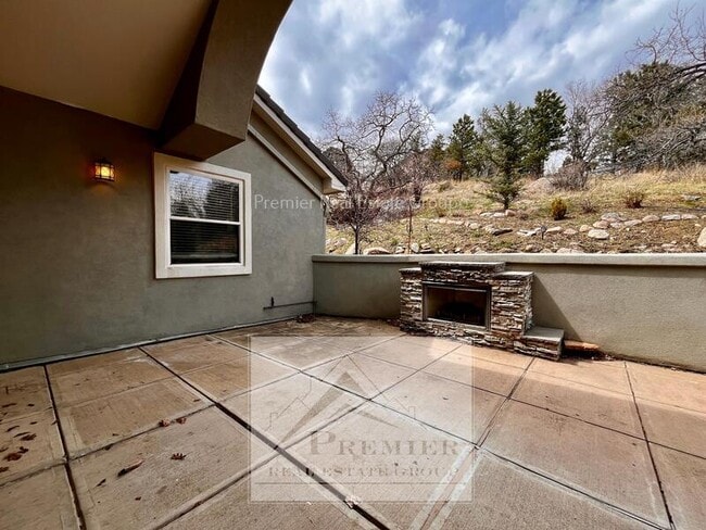 Building Photo - 240 Haversham Dr