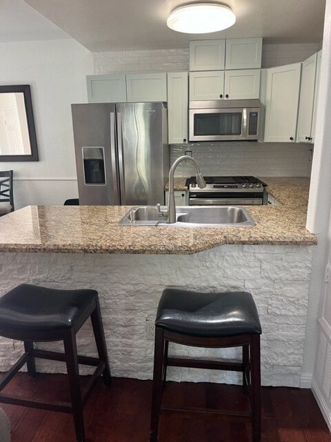 Building Photo - 405 Stoney Point Way