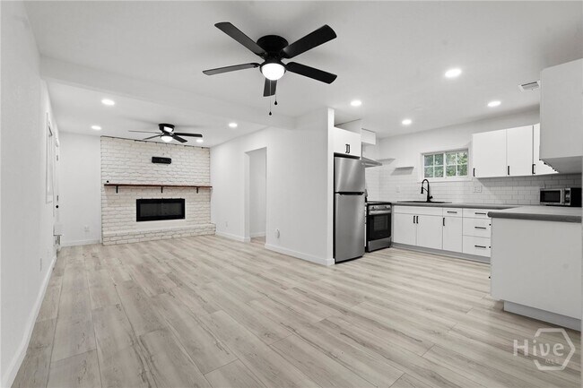 Building Photo - 403 Patton Rd