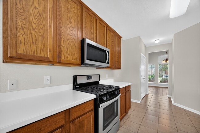 Building Photo - 2711 Shallow Falls Ct