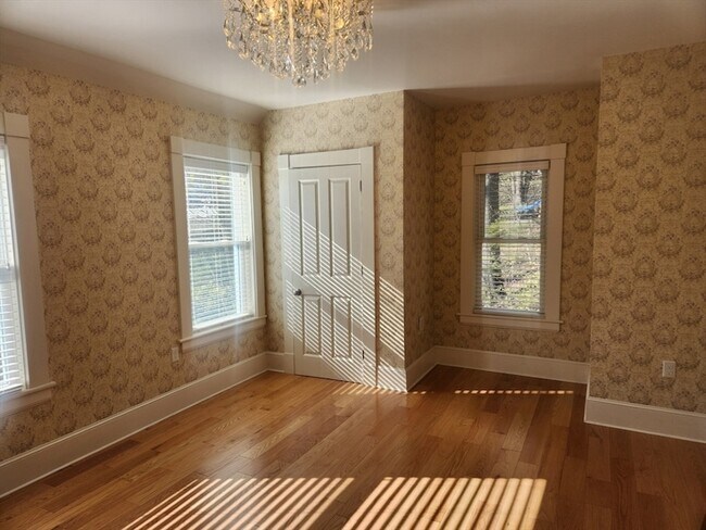 Building Photo - 15 Arlington St