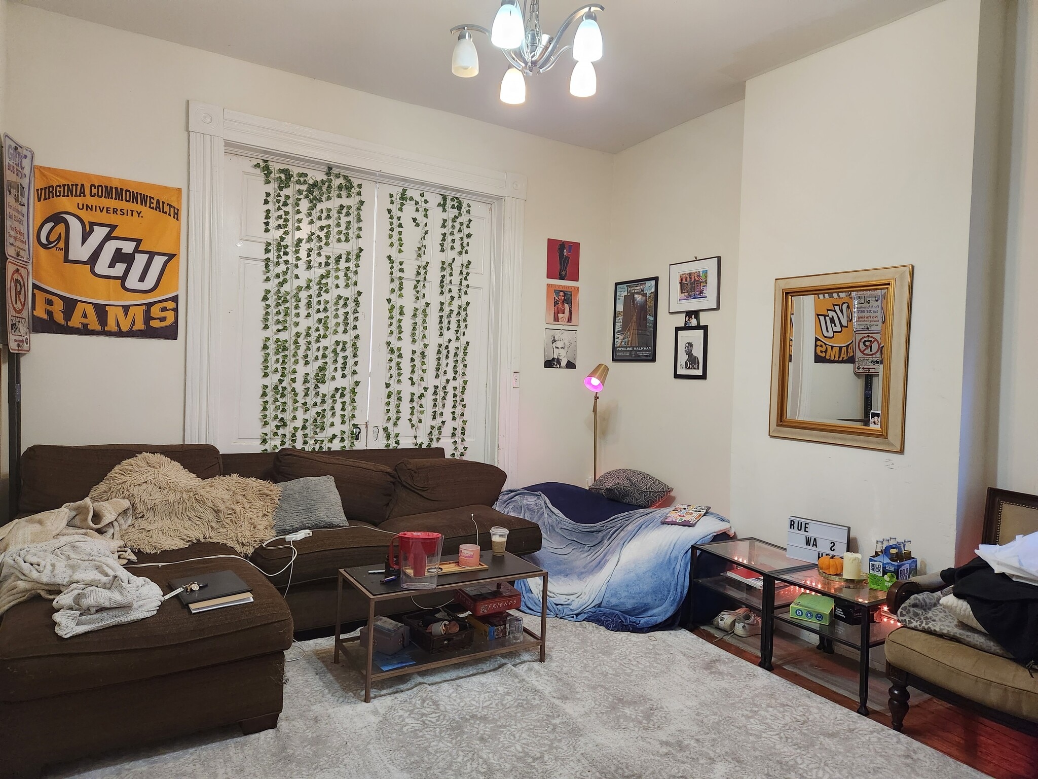 Building Photo - 1212 West Cary St