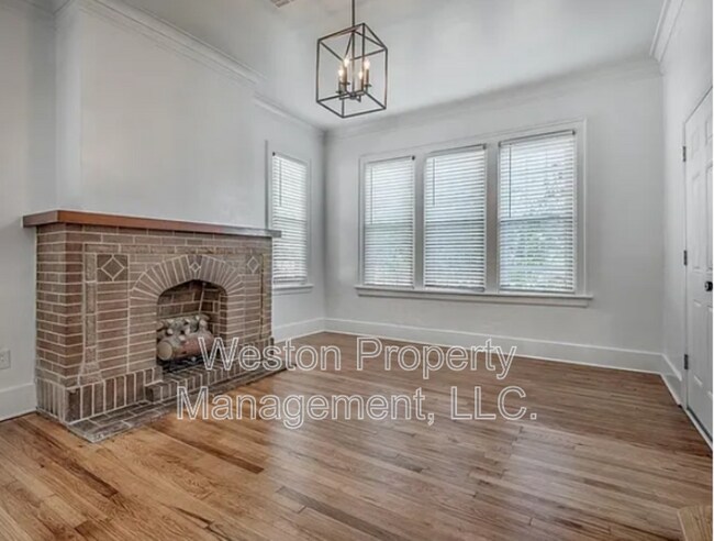 Building Photo - 1428 NW 45th St