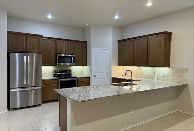 Building Photo - 3/2/2 in South Lubbock!