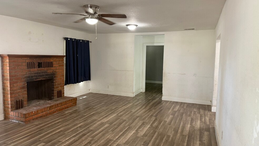 Building Photo - 3307 Minniear Ave