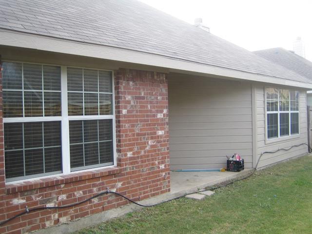 Building Photo - 5916 Silver Buckle Dr