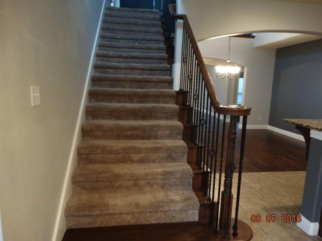 Building Photo - 924 Eagle Creek Trail