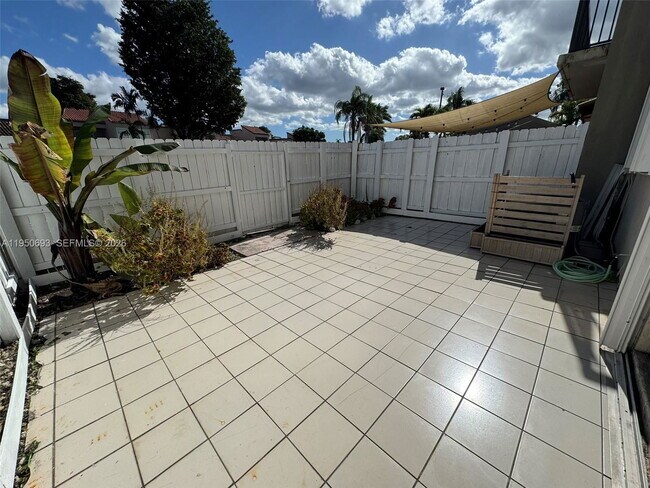 Building Photo - 6255 SW 129th Pl