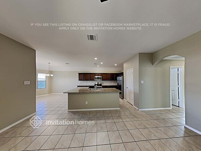 Building Photo - 539 Clearlake Dr