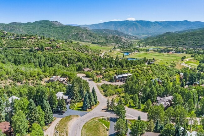 Building Photo - 15 Terrace Dr