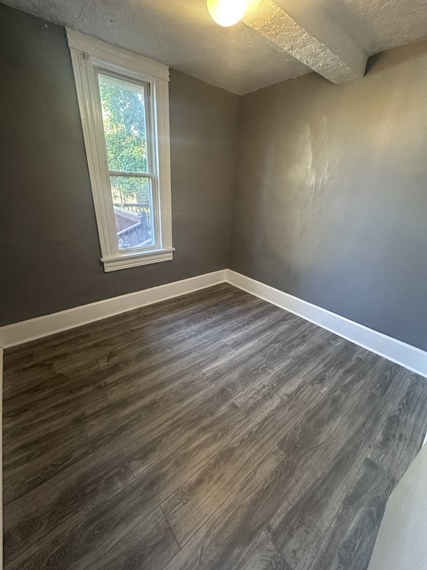 Building Photo - 3816 Archwood Ave