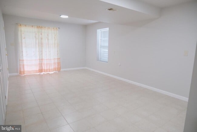 Building Photo - 23161 Timber Creek Ln