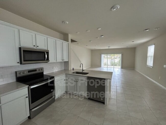 Building Photo - 1872 Erudite Wy