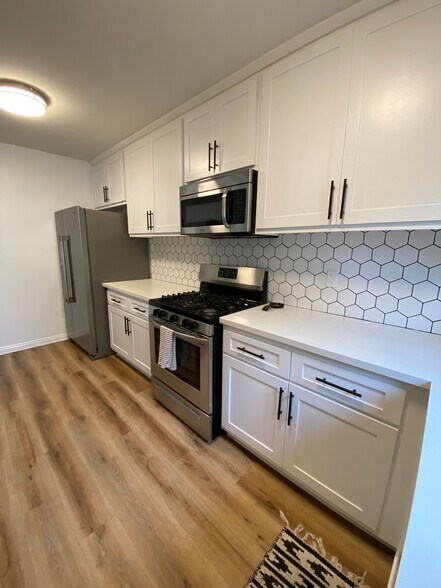 Kitchen - 822 W 110th St