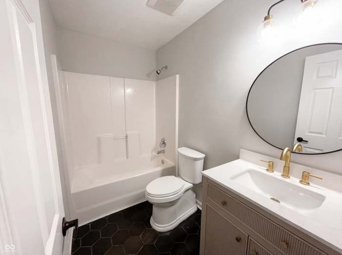 Building Photo - 2427 Ross Common Ct