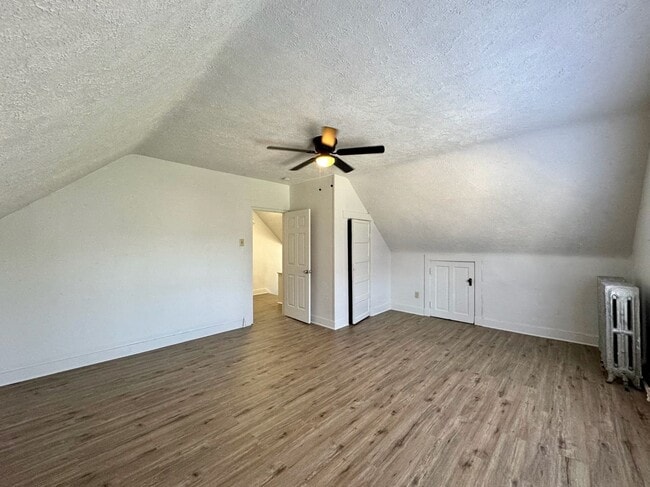 Building Photo - 301 W McMillan St