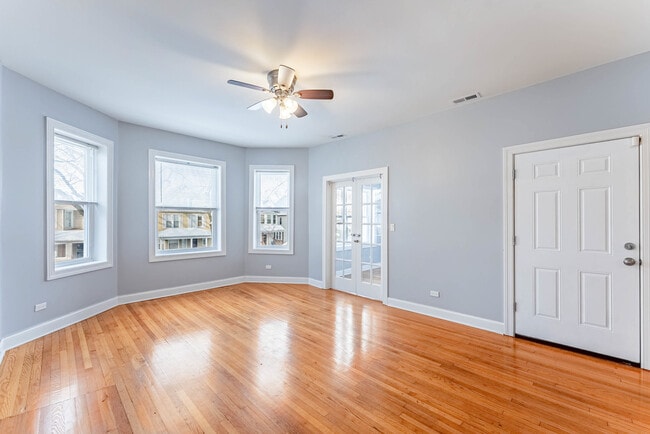 Building Photo - 163 N Lockwood Ave