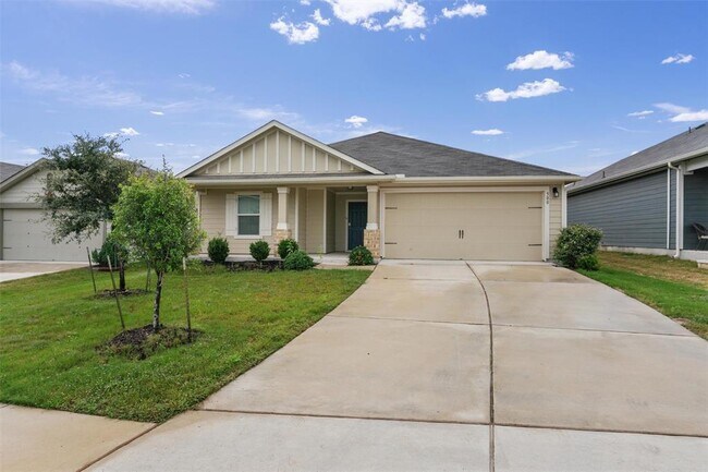 Building Photo - 500 Cassandra Dr