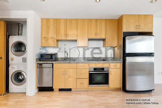 Building Photo - 750 Van Ness Ave