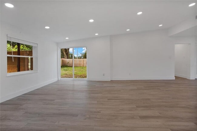 Building Photo - 4201 Mizell St