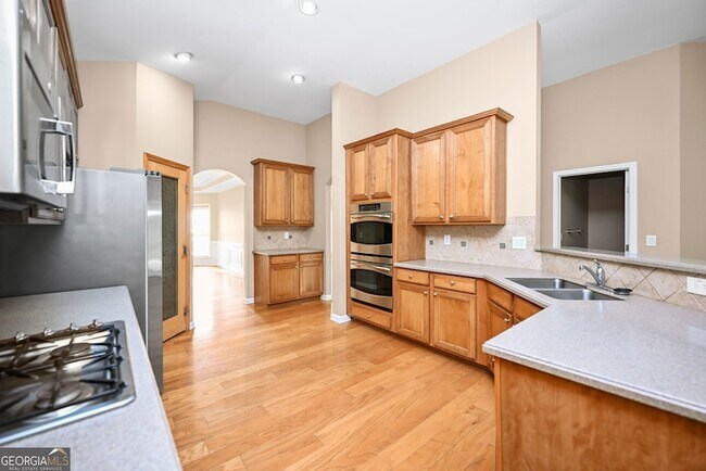 Building Photo - 317 Granite Way
