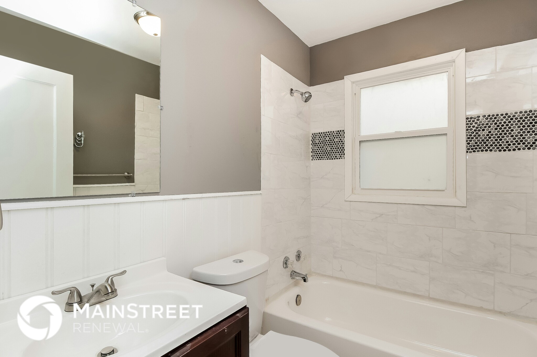 Building Photo - 1928 2nd Ave