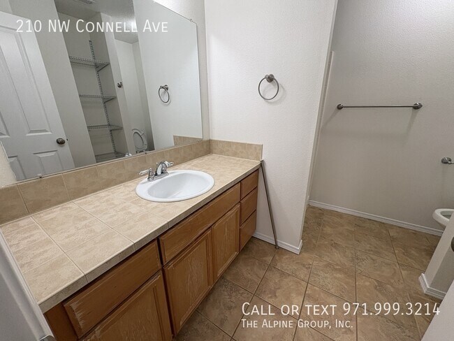 Building Photo - 210 NW Connell Ave