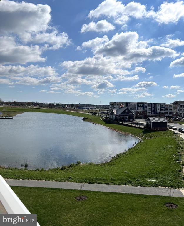 Building Photo - 24160 Port Ln