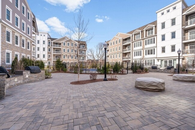 Building Photo - 320 Middlesex Ave