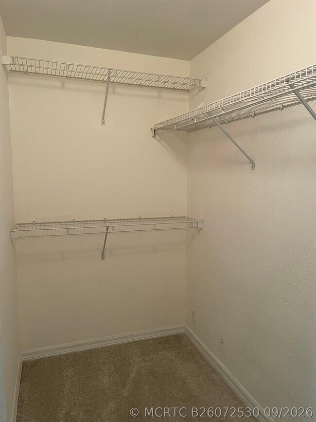 Building Photo - 3023 Alcazar Pl