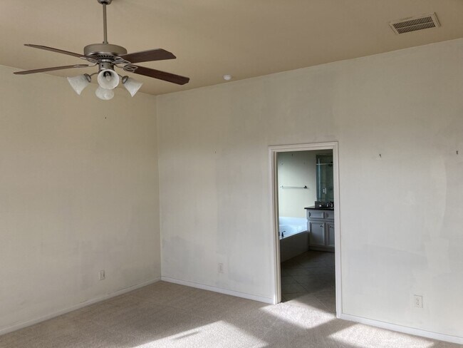 Building Photo - 4510 Blakes Ridge St
