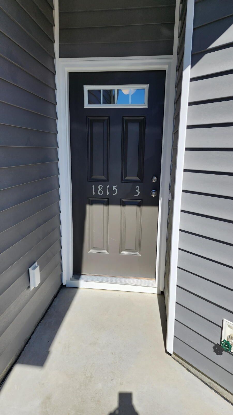 Building Photo - 1815 Fox Den Way