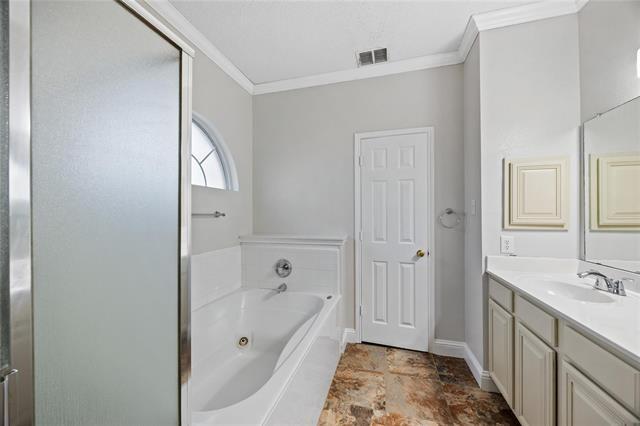 Building Photo - 726 Opal Ln