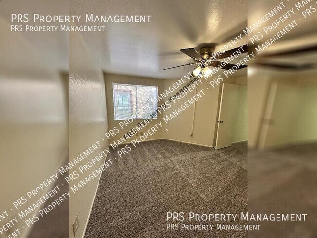 Building Photo - 2120 N Yucca Ct