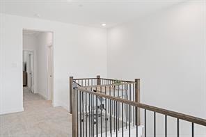 Building Photo - 2702 Parkview Ct