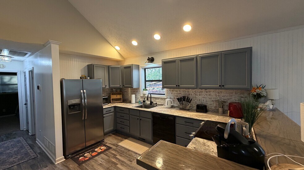 Kitchen - 56 Puff Hill Dr