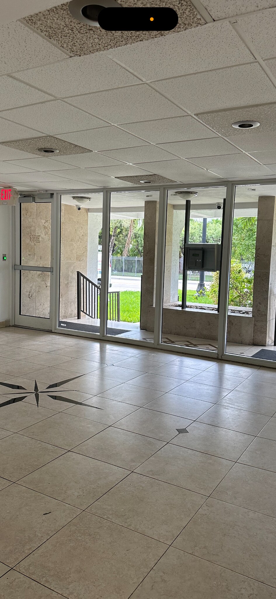 Building Photo - 250 Sunny Isles Blvd