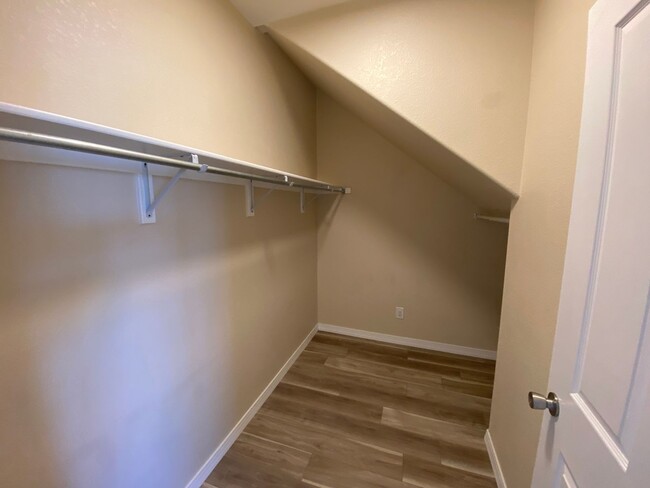 Building Photo - Reunion Two Bedroom Condo with Garage