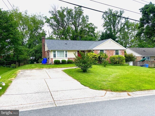 Building Photo - 8410 Buckhannon Dr