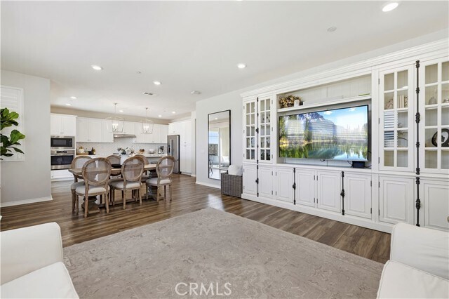 Building Photo - 24151 Paseo del Rancho Dr