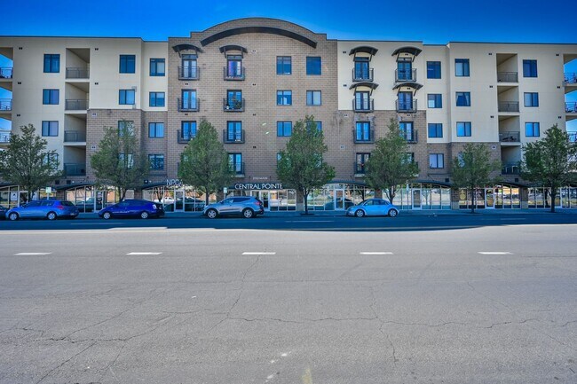 Primary Photo - Stunning Condo in Excellent Salt Lake Loca...