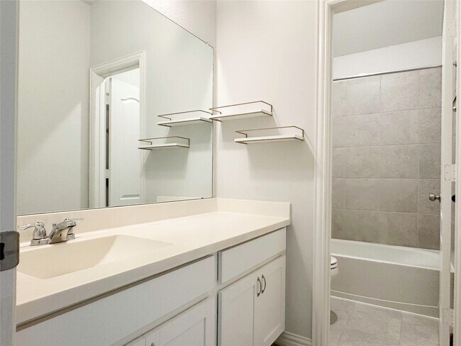 Building Photo - 23610 Carducci Dr