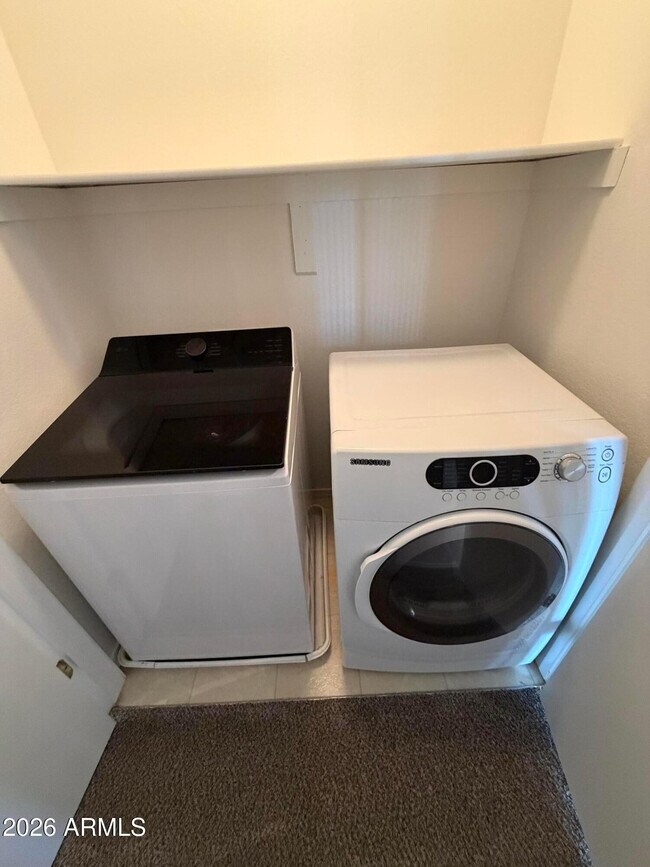 Building Photo - 7464 S 31st Pl