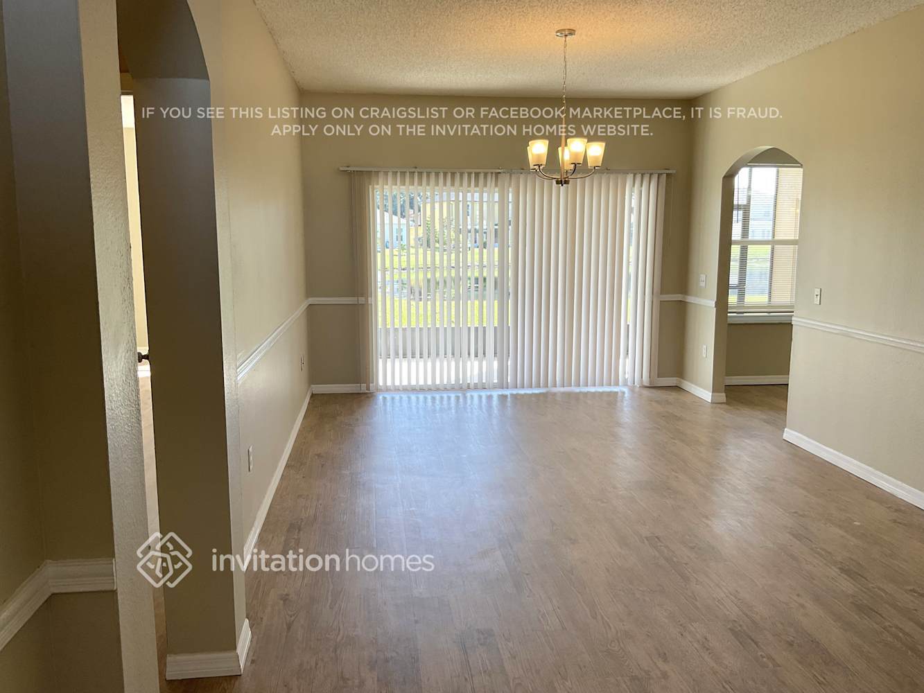 Building Photo - 467 Tamarind Parke Ln