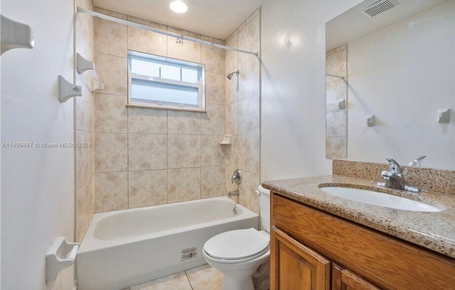 Building Photo - 1801 NW 54th Terrace