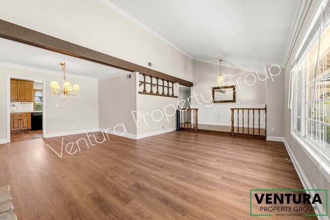 Building Photo - Charming 3-Bedroom 2 Bath Home with Spacious 1826 Sq. Ft. Layout in the East Simi Valley!