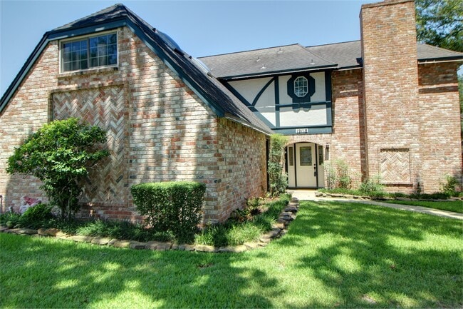 Primary Photo - 12118 Double Tree Dr